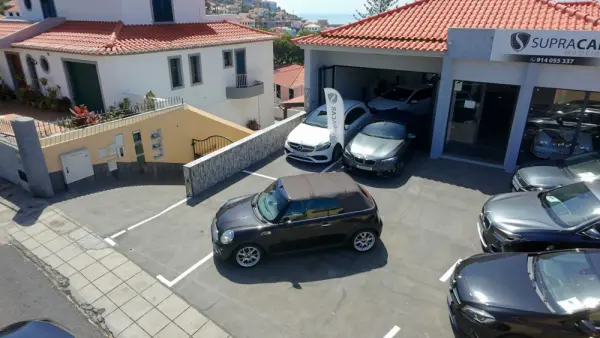 MINI Cabrio Cooper D 8