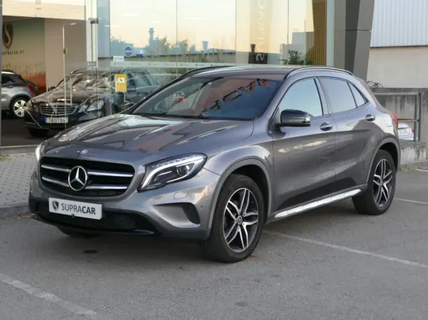 Mercedes-Benz GLA 220 d Urban 1