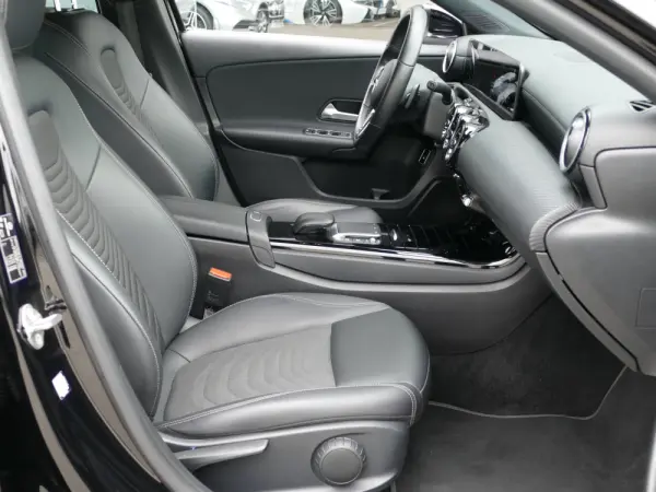 Mercedes-Benz A 250 e Style Plus 25
