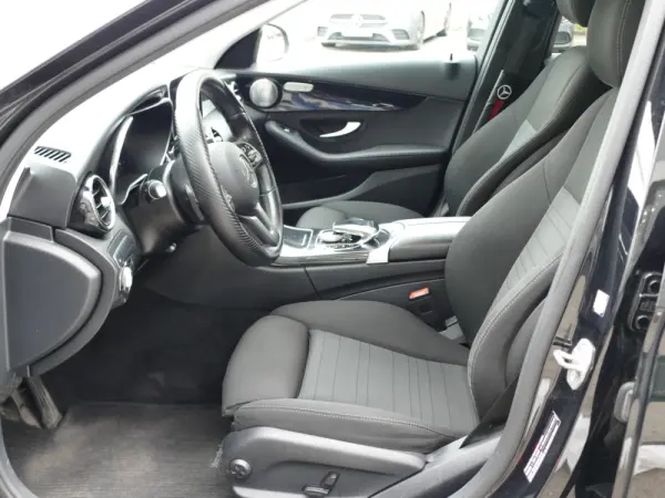 Mercedes-Benz C 300 de Avantgarde 23