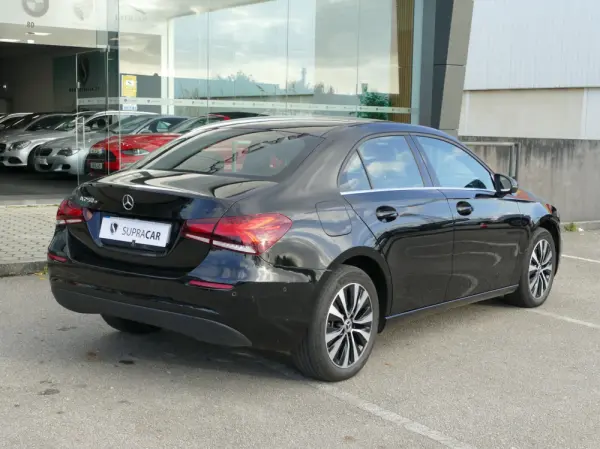Mercedes-Benz A 250 e Style Plus 3
