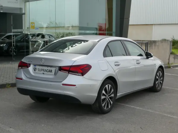 Mercedes-Benz A 250 Limousine e Style Plus 4
