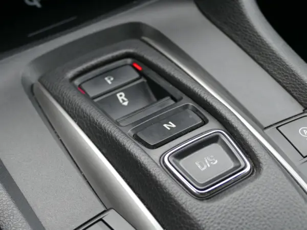 Honda Civic 1.6 i-DTEC Executive Premium 9AT 25