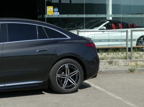 Mercedes-Benz EQE 350 Edition 18