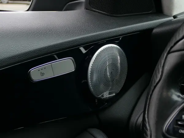 Mercedes-Benz C 300 de Avantgarde 32