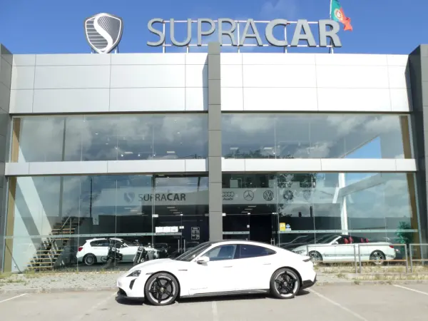 Porsche Taycan Turbo S 41