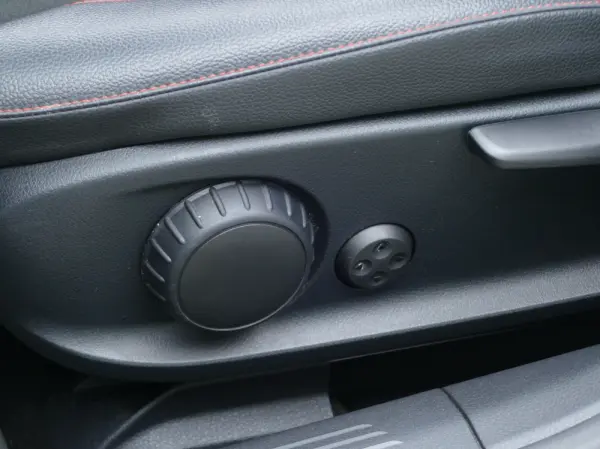 Mercedes-Benz A 35 AMG 4Matic 28