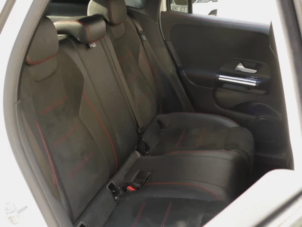 Mercedes-Benz GLA 250 e AMG Line 30
