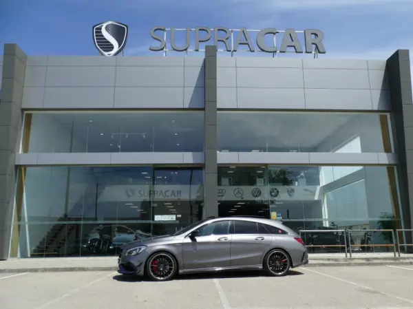 Mercedes-Benz CLA 45 AMG Shooting Brake 4-Matic 49