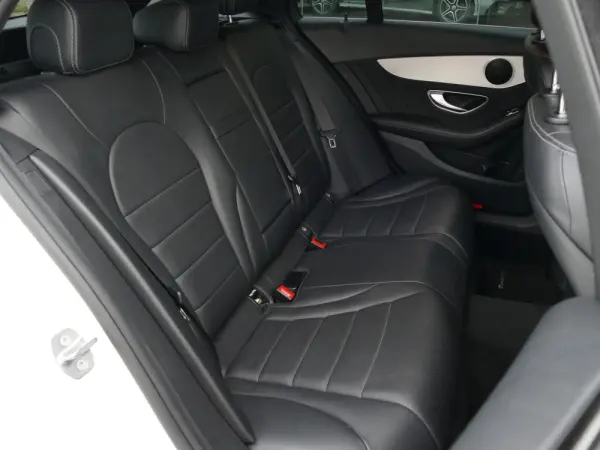Mercedes-Benz C 220 d AMG Line 34