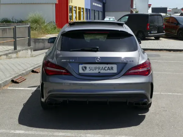 Mercedes-Benz CLA 45 AMG Shooting Brake 4-Matic 5