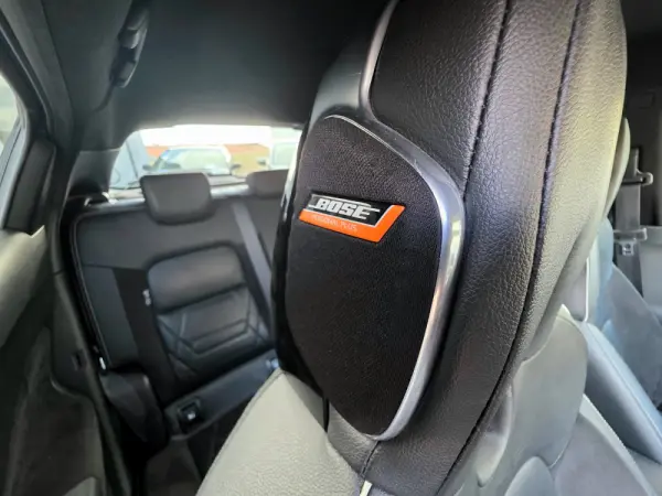 Nissan Juke 1.0 DIG-T N-Design C.Two Tone S. 19