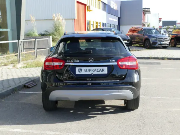 Mercedes-Benz GLA 180 d Style Aut. 5