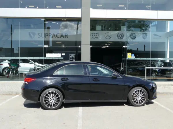 Mercedes-Benz A 250 Limousine e Style Plus 15