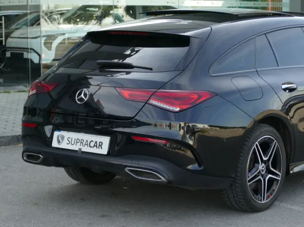 Mercedes-Benz CLA 250 e Shooting Brake AMG Line 6