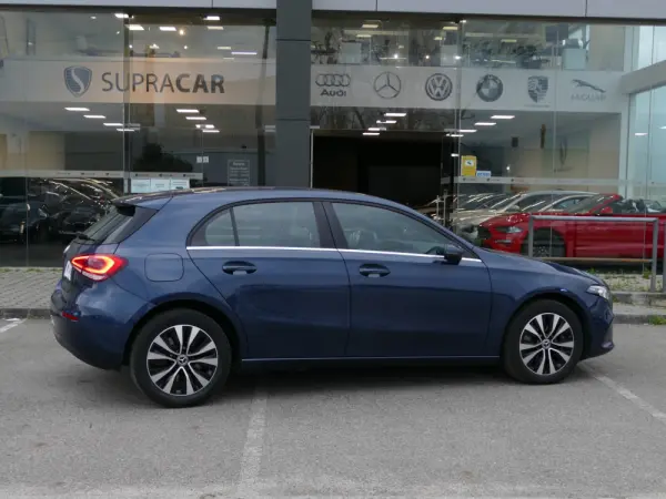 Mercedes-Benz A 250 e Style Plus 16
