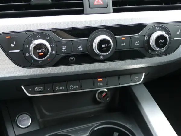 Audi A4 Avant 40 TDI Sport S tronic 21