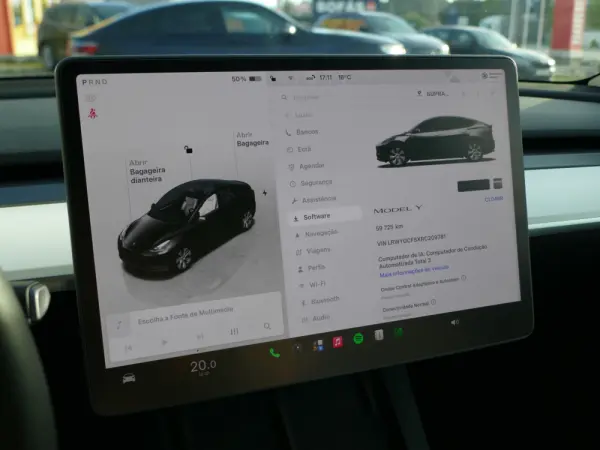Tesla Model Y Standard 19