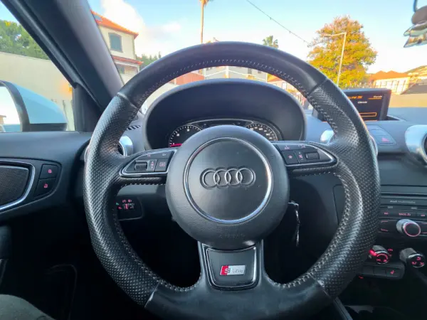 Audi A1 Sportback 2.0 TDi S-line 27