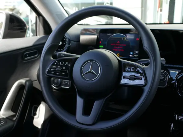 Mercedes-Benz A 250 Limousine e Style Plus 35