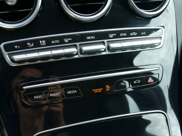 Mercedes-Benz C 200 d Avantgarde 21