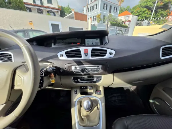 Renault Grand Scénic 1.5 dCi Dynamique S SS 8