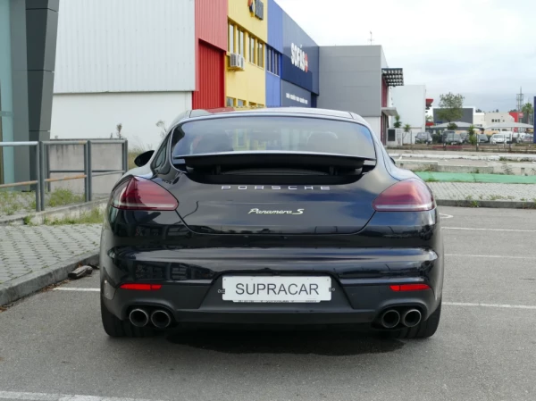 Porsche Panamera S e-Hybrid 11