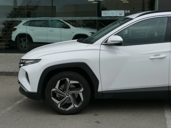 Hyundai Tucson 1.6 T-GDI PHEV Premium 8