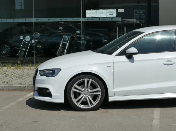 Audi A3 Limousine 1.6 TDI S-line S tronic 14