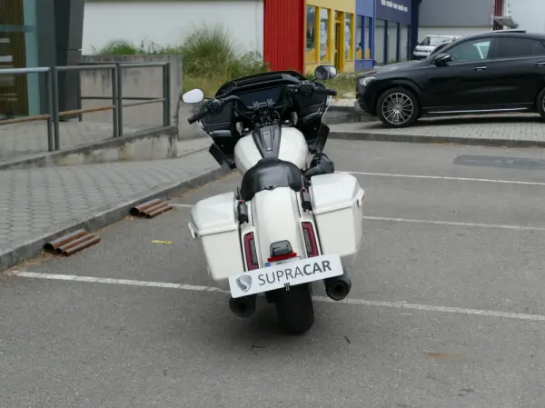 Harley-Davidson FL CVO ROAD GLIDE ST 4
