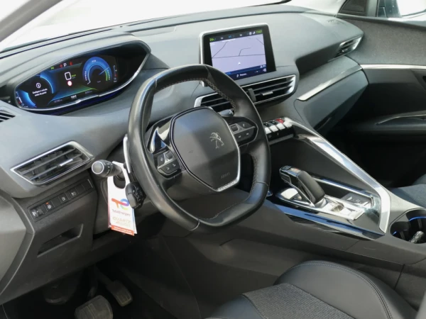 Peugeot 3008 1.6 Hybrid Allure e-EAT8 21