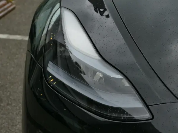 Tesla Model Y Long Range Tração Integral 10