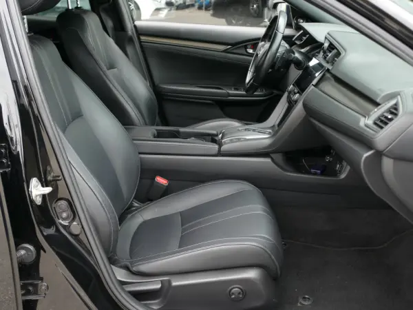 Honda Civic 1.6 i-DTEC Executive Premium 9AT 32