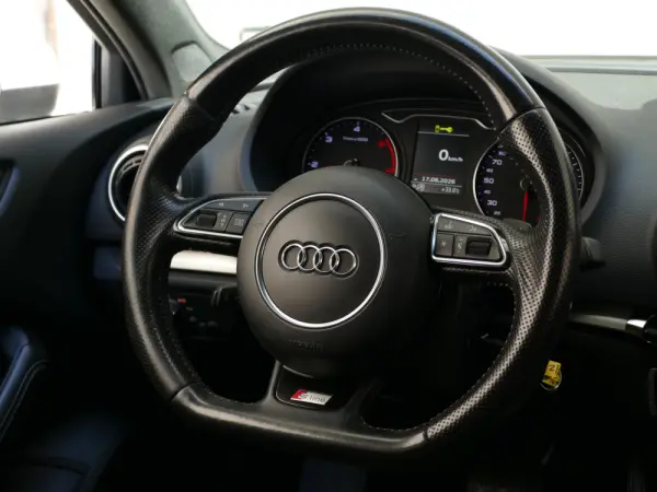 Audi A3 Limousine 1.6 TDI S-line S tronic 35