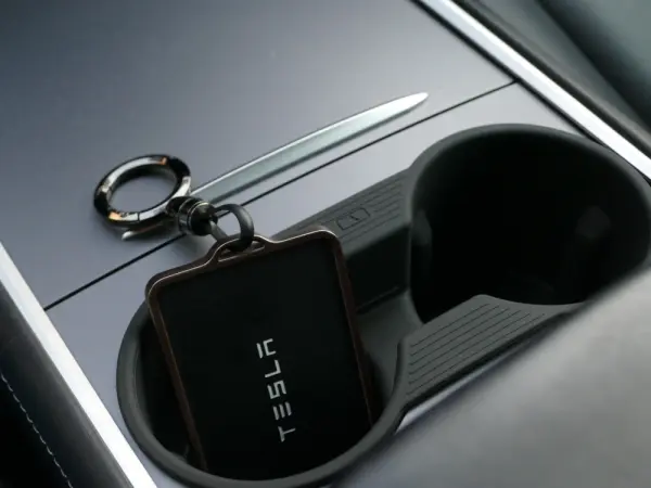 Tesla Model 3 Performance Dual Motor AWD 21