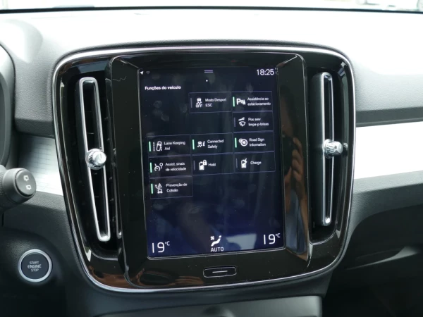 Volvo XC 40 1.5 T5 PHEV Inscription Expression 19