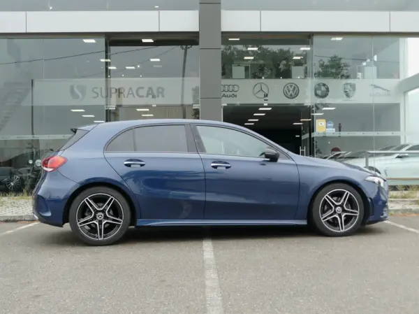 Mercedes-Benz A 180 d AMG Line Aut. 15