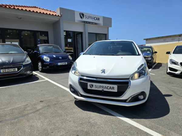 Peugeot 208 1.6 BlueHDi Style 2