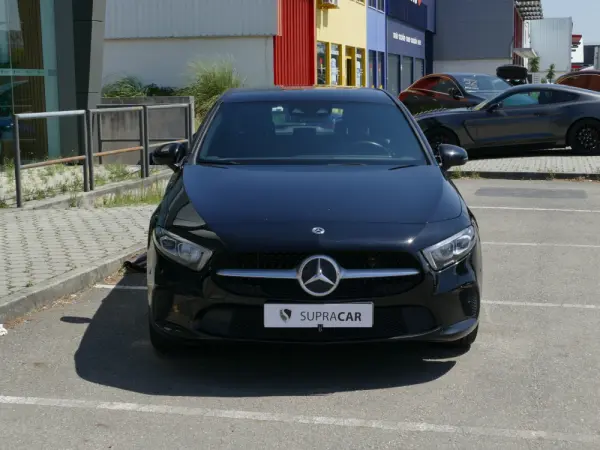 Mercedes-Benz A 250 e Progressive 2
