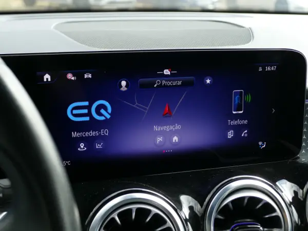 Mercedes-Benz EQB 300 4Matic Progressive 21