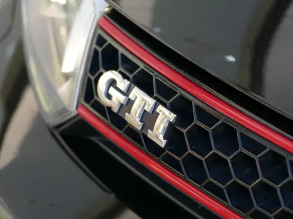 Volkswagen Golf 2.0 TSi GTI DSG 9