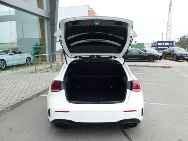 Mercedes-Benz A 35 AMG 4Matic 14