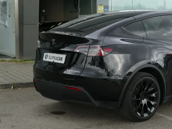 Tesla Model Y Long Range Tração Integral 6