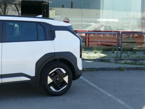 Kia EV3 58.3 kWh Drive 18