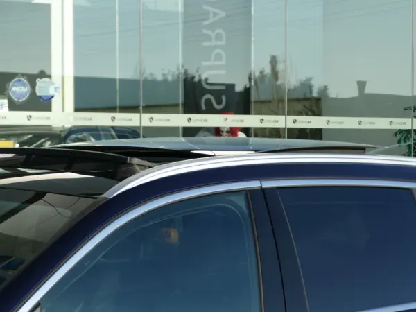 Mercedes-Benz C 300 e Avantgarde 8