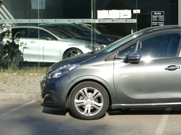 Peugeot 208 1.4 HDi Active 14