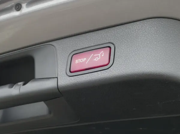Mercedes-Benz GLB 180 d AMG Line 13
