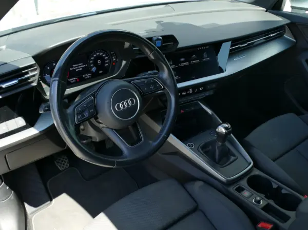 Audi A3 Limousine 30 TDI 25