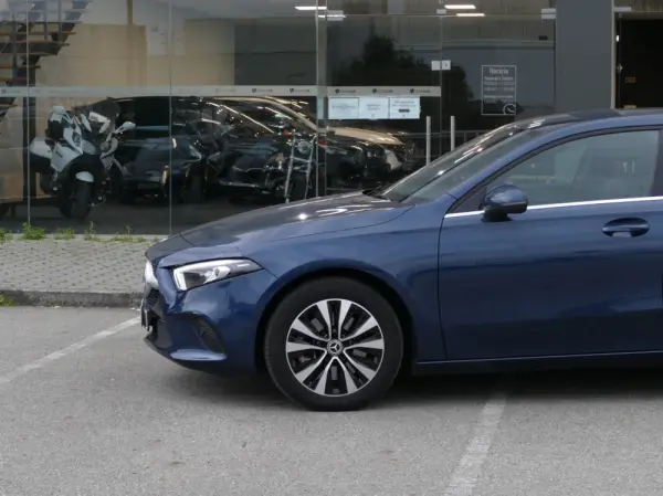 Mercedes-Benz A 250 e Style Plus 14