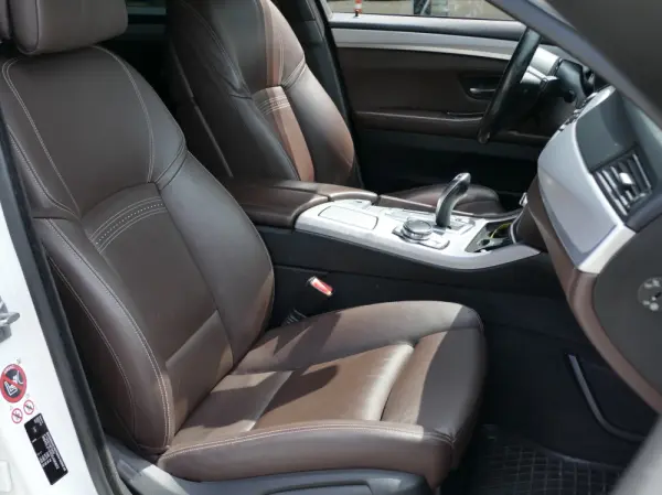 BMW 520 d Pack M Auto 33